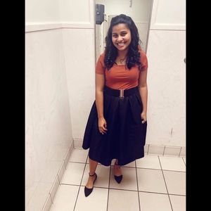 Meet your Posher, Yeidi